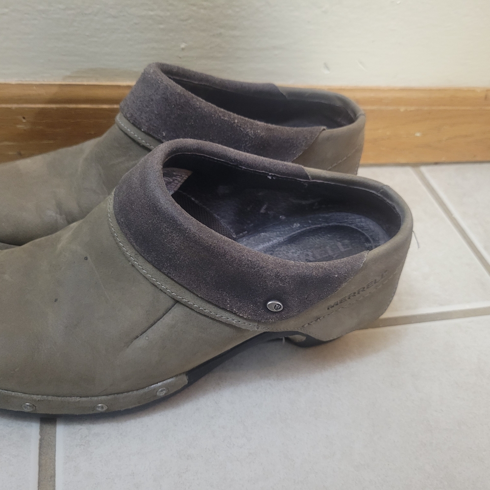 Merrell  Tan Suede Shoes - Picture 6 of 7